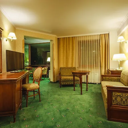 Hotell Litwor 5*